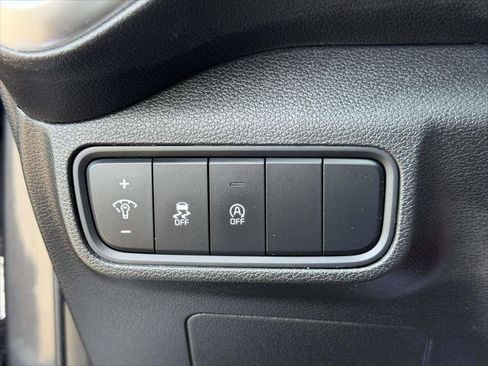 Used 2023 Kia Soul LX w/ LX Technology Package FWD image 22