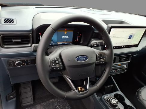New 2026 Ford Maverick Lariat w/ Black Appearance Package image 21