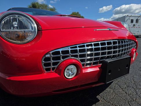 Used 2002 Ford Thunderbird RWD image 30
