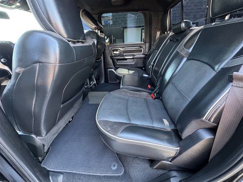Used 2019 RAM 2500 Laramie AWD/4WD image 9