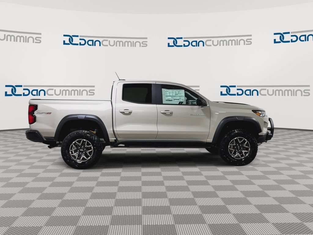 New 2026 Chevrolet Colorado ZR2 w/ Off-Road Front Bumper Package AWD/4WD image 2