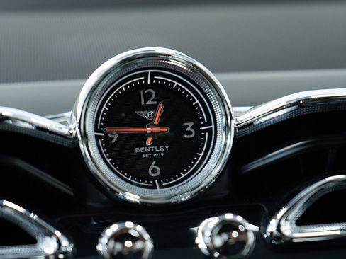 Certified 2021 Bentley Bentayga image 41