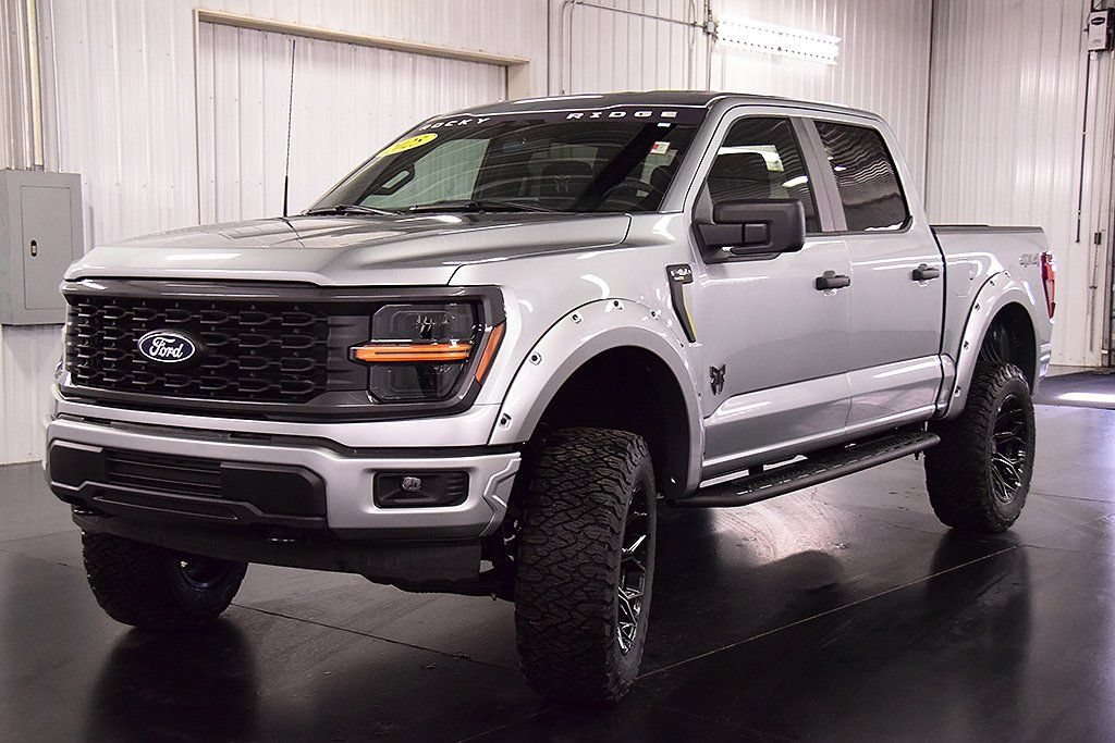 New 2025 Ford F150 STX w/ Equipment Group 200A AWD/4WD image 3