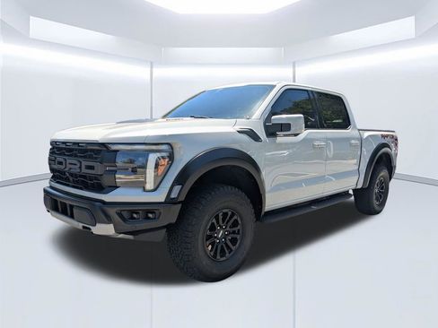 Used 2024 Ford F150 Raptor AWD/4WD image 8
