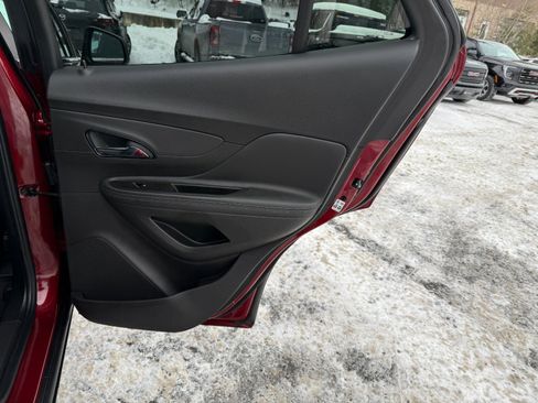 Used 2022 Buick Encore Preferred w/ Safety Package image 20