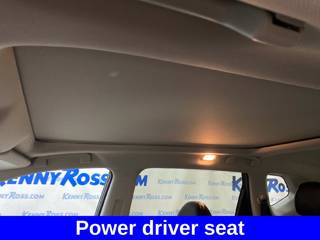 Used 2017 Nissan Rogue SL w/ SL Premium Package AWD/4WD image 10