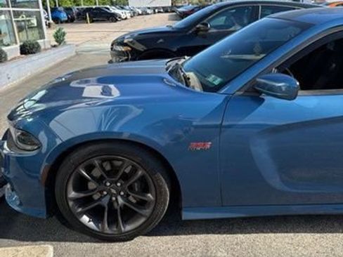Used 2020 Dodge Charger Scat Pack RWD image 3
