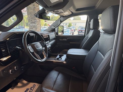 Used 2024 GMC Sierra 2500 SLT w/ SLT Premium Package AWD/4WD image 27