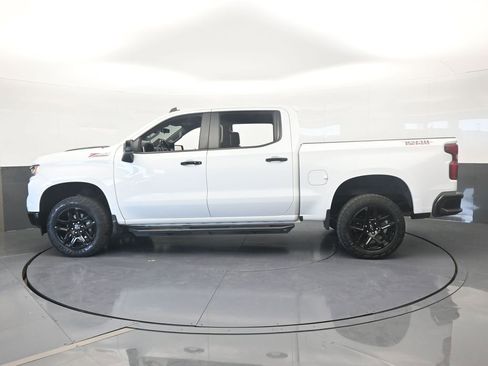 Used 2022 Chevrolet Silverado 1500 LT Trail Boss image 3