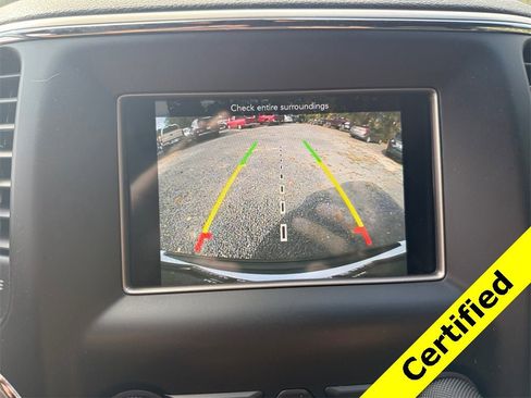 Certified 2021 Jeep Grand Cherokee Laredo image 32