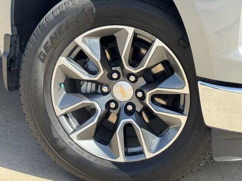 Certified 2025 Chevrolet Silverado 1500 LT w/ Texas Edition Plus RWD image 33