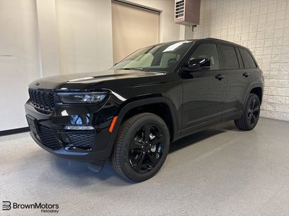 New 2025 Jeep Grand Cherokee Limited w/ Black Appearance Package