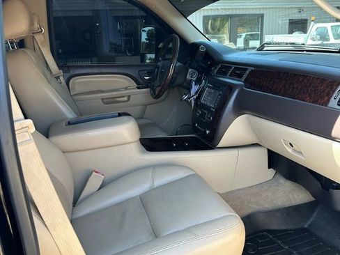 Used 2013 GMC Sierra 2500 Denali AWD/4WD image 10