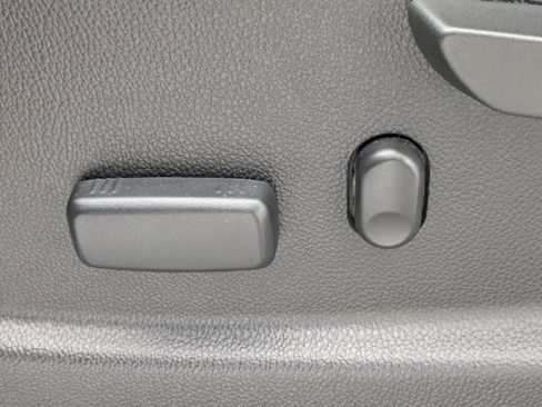 Used 2019 GMC Canyon Denali image 18