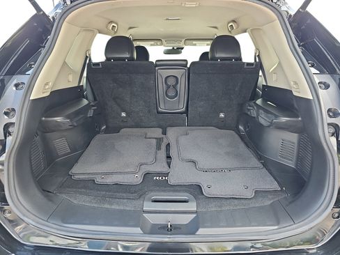 Used 2020 Nissan Rogue SL FWD image 26