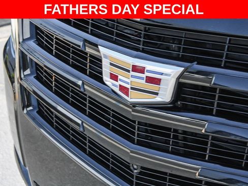 Used 2019 Cadillac Escalade ESV Luxury w/ Escalade Sport Edition AWD/4WD image 9