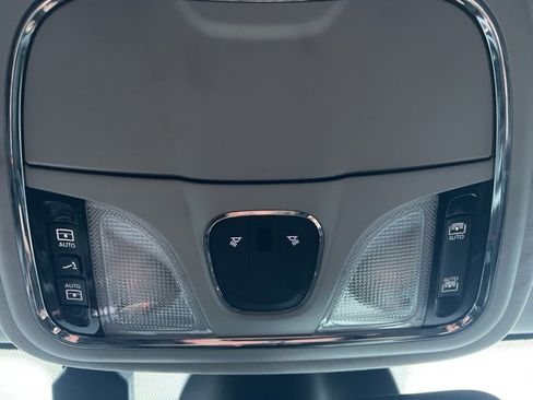 Used 2021 Jeep Cherokee Trailhawk w/ Sun, Sound & Nav Group image 5