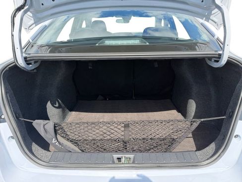 Used 2025 Nissan Versa SV w/ Trunk Package FWD image 19