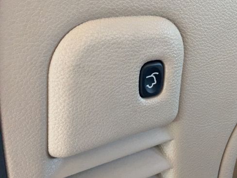 Used 2021 Jeep Grand Cherokee Limited RWD image 35