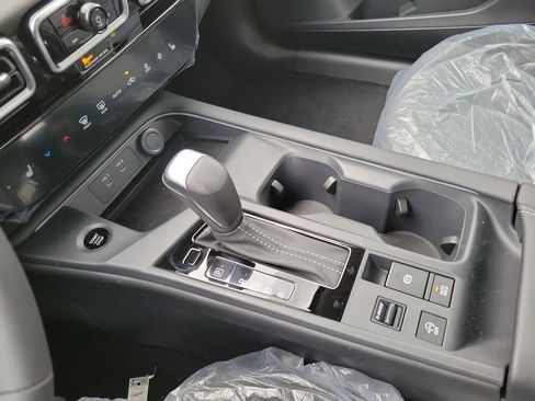 New 2026 Nissan Sentra SV FWD image 30