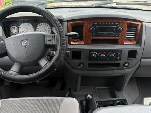 Used 2006 Dodge Ram 2500 Truck SLT w/ Quad Cab Big Horn Value Group AWD/4WD image 3