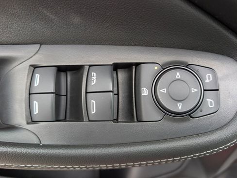 Certified 2024 Buick Encore GX Sport Touring image 8