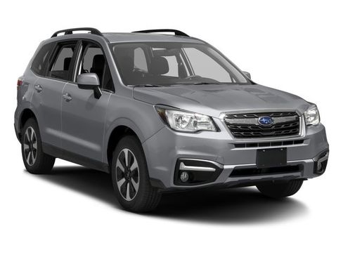 Used 2017 Subaru Forester 2.5i Limited AWD/4WD image 9