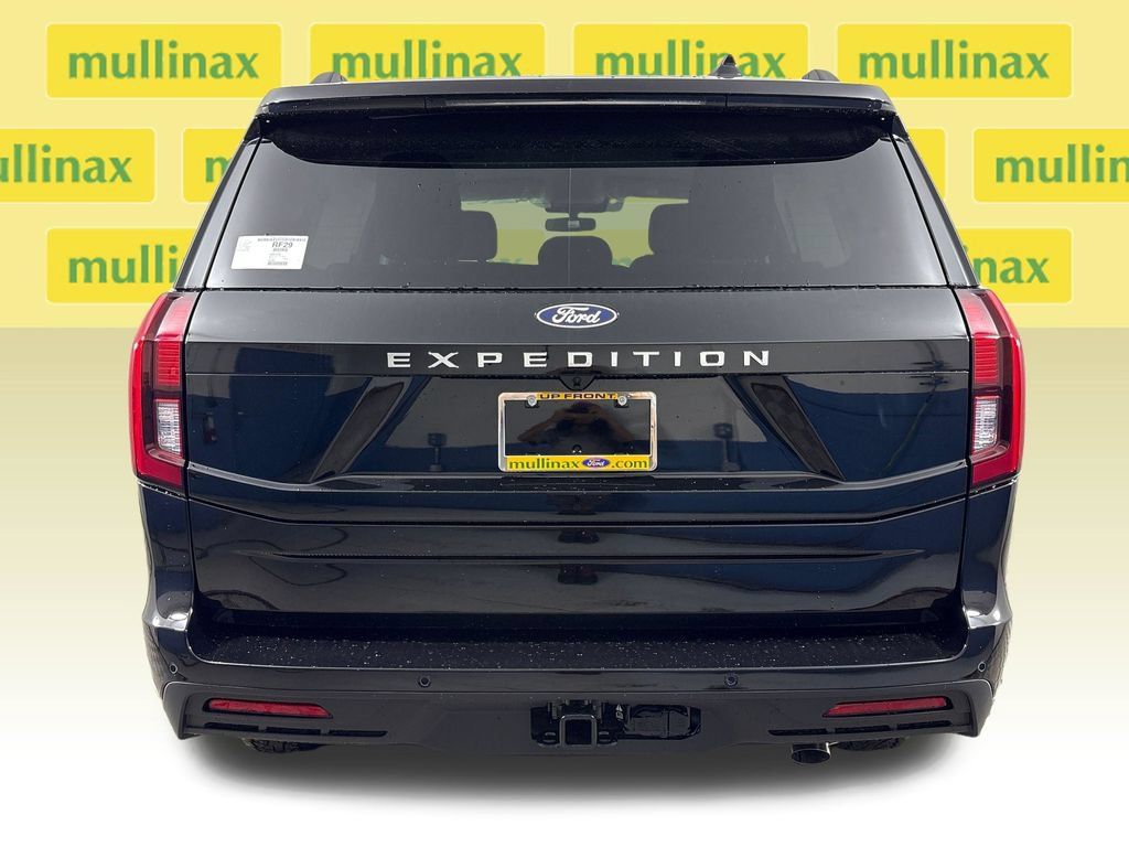 New 2027 Ford Expedition Active RWD image 9
