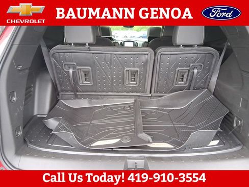 Used 2023 Chevrolet Traverse Premier w/ LPO, Floor Liner Package AWD/4WD image 23