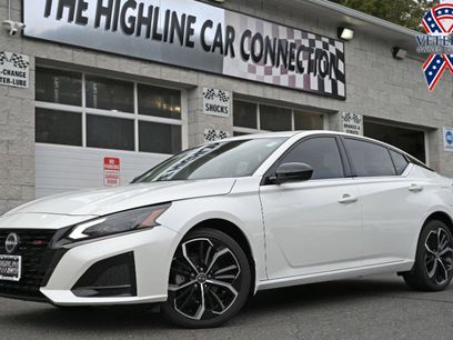 Used 2023 Nissan Altima 2.5 SR w/ SR Premium Package