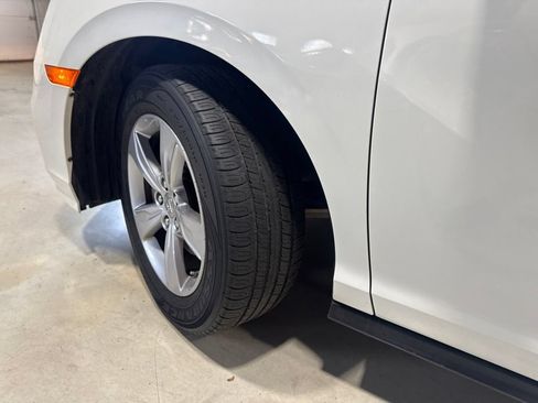 Used 2019 Honda Odyssey EX-L image 3