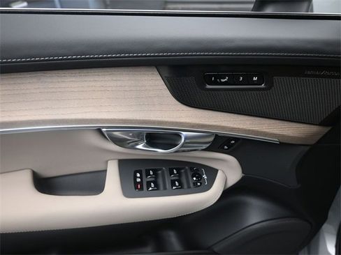 Used 2026 Volvo XC90 B6 Plus w/ Protection Package Premier image 13