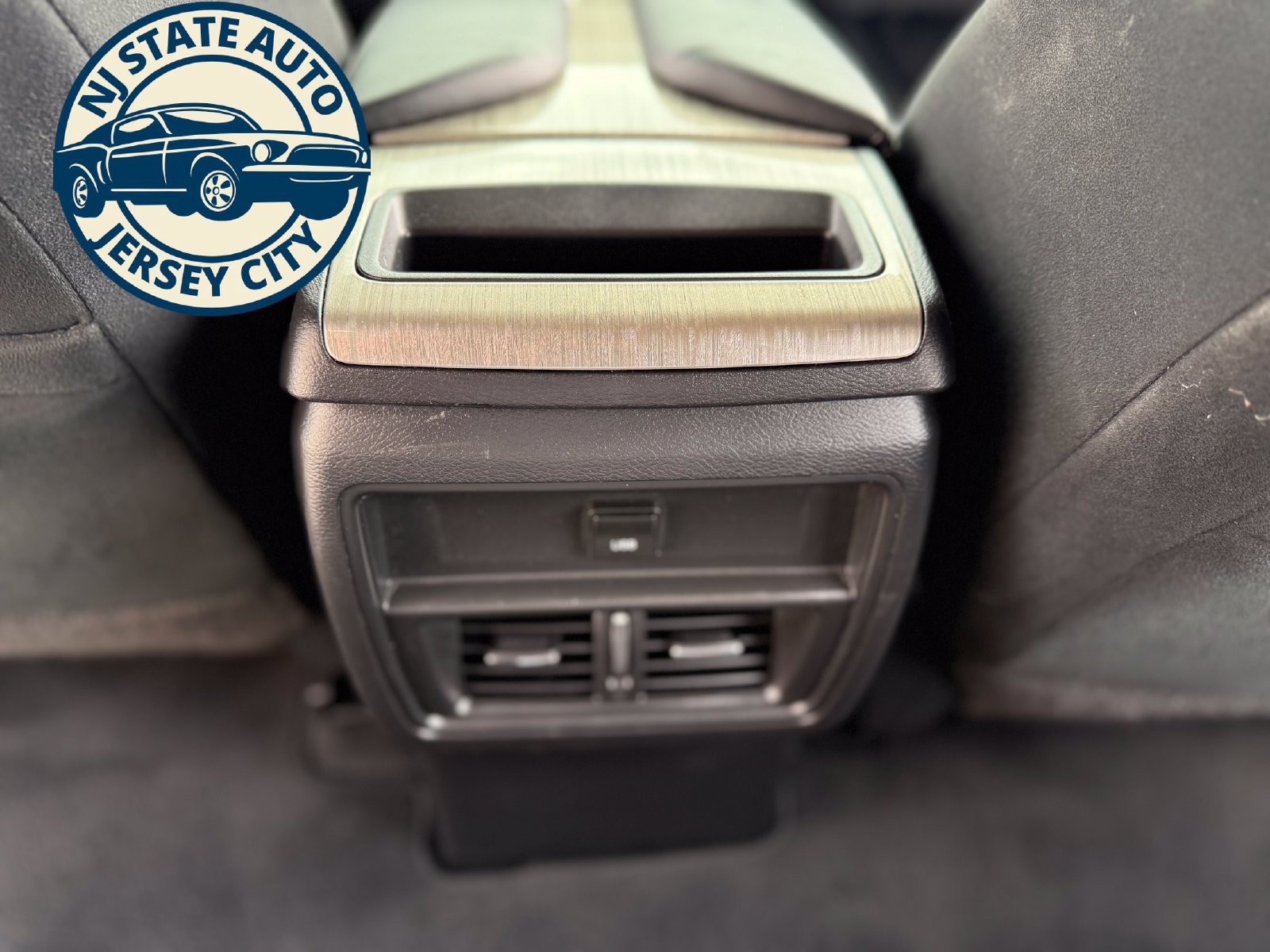 Used 2018 Nissan Murano SV AWD/4WD image 18