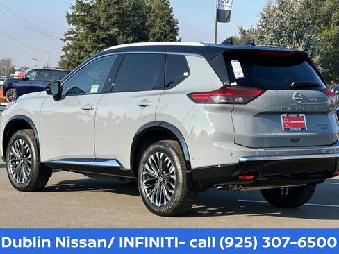 New 2026 Nissan Rogue Platinum w/ Tech Package AWD/4WD image 6