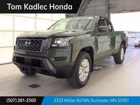 Used 2022 Nissan Frontier SV w/ Technology Package AWD/4WD image 1
