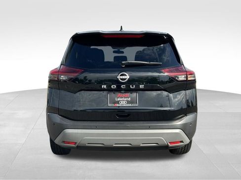 Used 2023 Nissan Rogue S FWD image 4