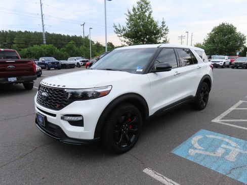 Used 2021 Ford Explorer ST w/ Equipment Group 401A AWD/4WD image 3