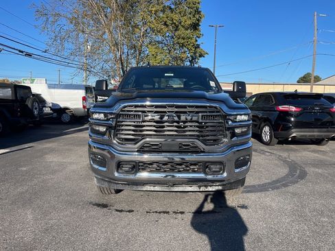 New 2026 RAM 2500 Tradesman w/ Chrome Appearance Group image 3