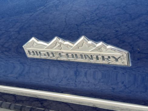 Used 2017 Chevrolet Silverado 1500 High Country image 10