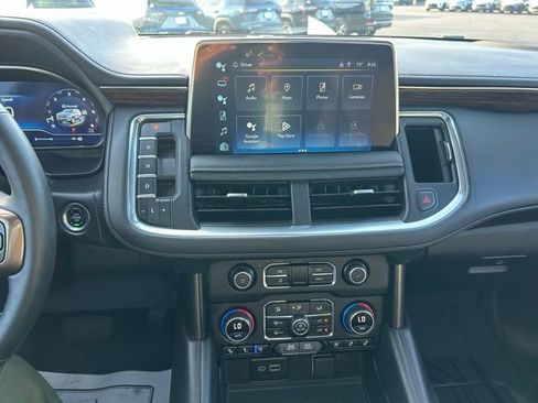 Used 2023 Chevrolet Tahoe High Country AWD/4WD image 23