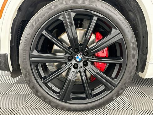 Used 2025 BMW X5 xDrive40i w/ M Sport Package AWD/4WD image 36