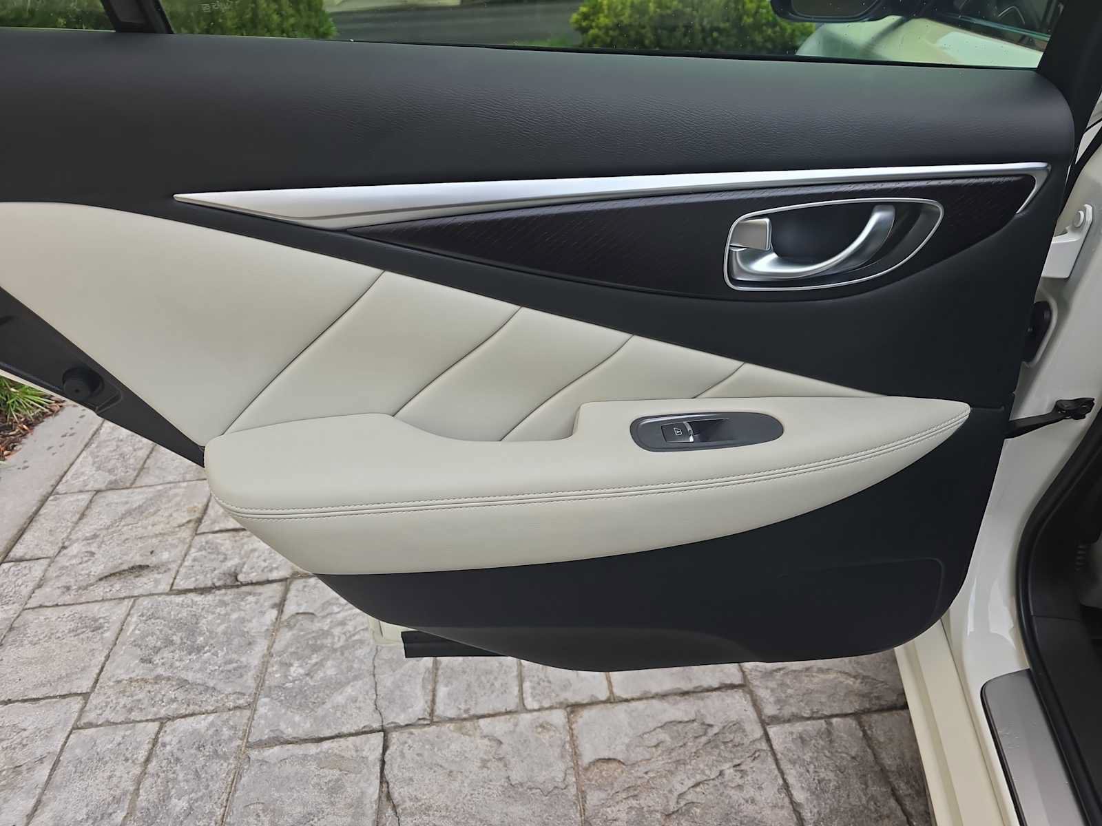 Used 2023 INFINITI Q50 Sensory RWD image 10