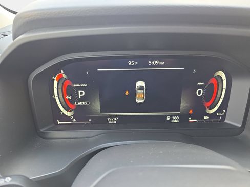 Used 2025 Nissan Rogue SL w/ SL Premium Package AWD/4WD image 19