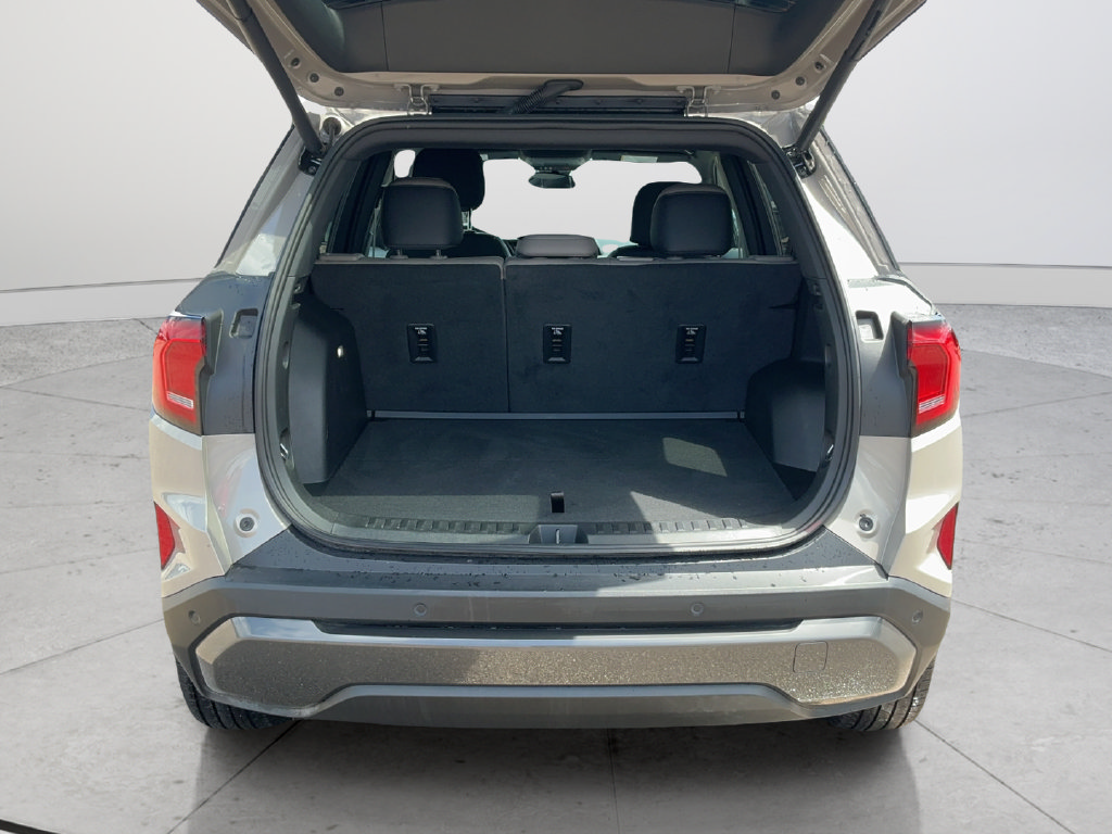 Used 2025 GMC Terrain Elevation w/ Elevation Premium Package FWD image 21