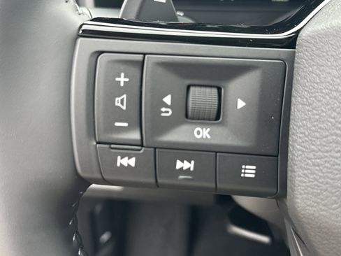 New 2026 Nissan Rogue Platinum image 22