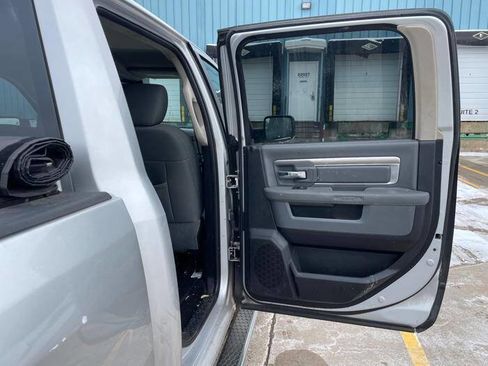 Used 2015 RAM 1500 Big Horn image 30