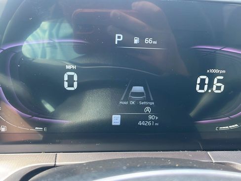 Used 2024 Kia Telluride S w/ S Sunroof Package AWD/4WD image 9