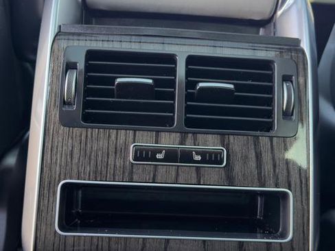 Used 2015 Land Rover Range Rover Sport HSE image 39