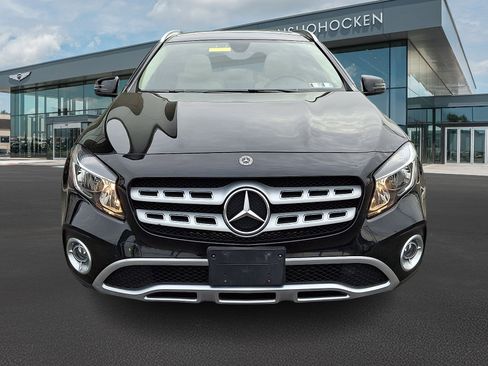 Used 2018 Mercedes-Benz GLA 250 4MATIC image 3