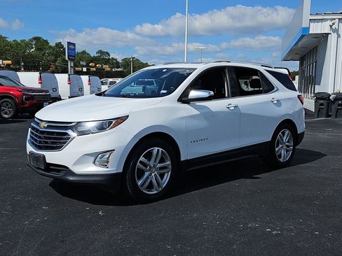 Used 2019 Chevrolet Equinox Premier FWD image 2